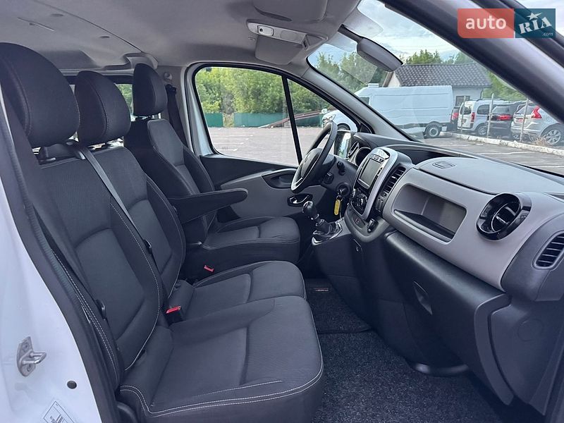 Вантажопасажирський фургон Renault Master 2019 в Дубні