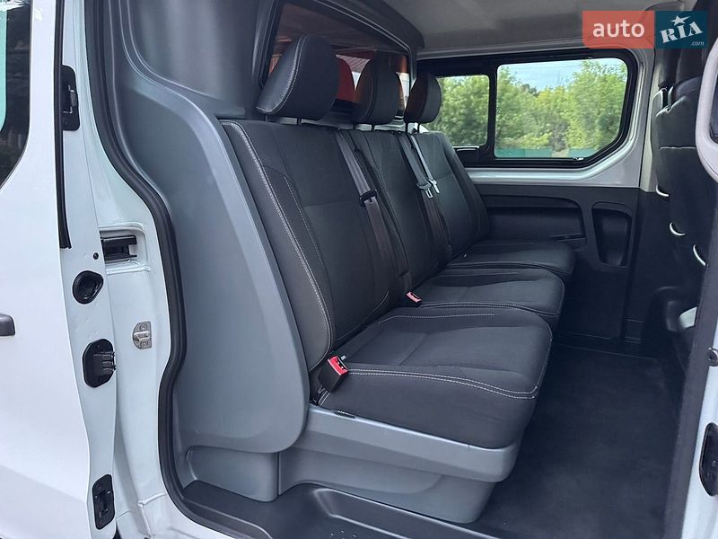 Вантажопасажирський фургон Renault Master 2019 в Дубні