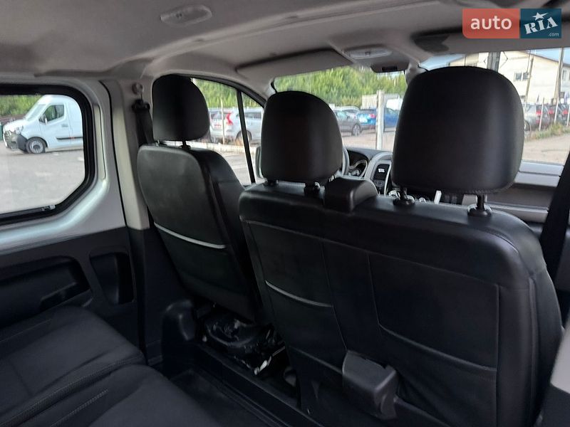 Вантажопасажирський фургон Renault Master 2019 в Дубні