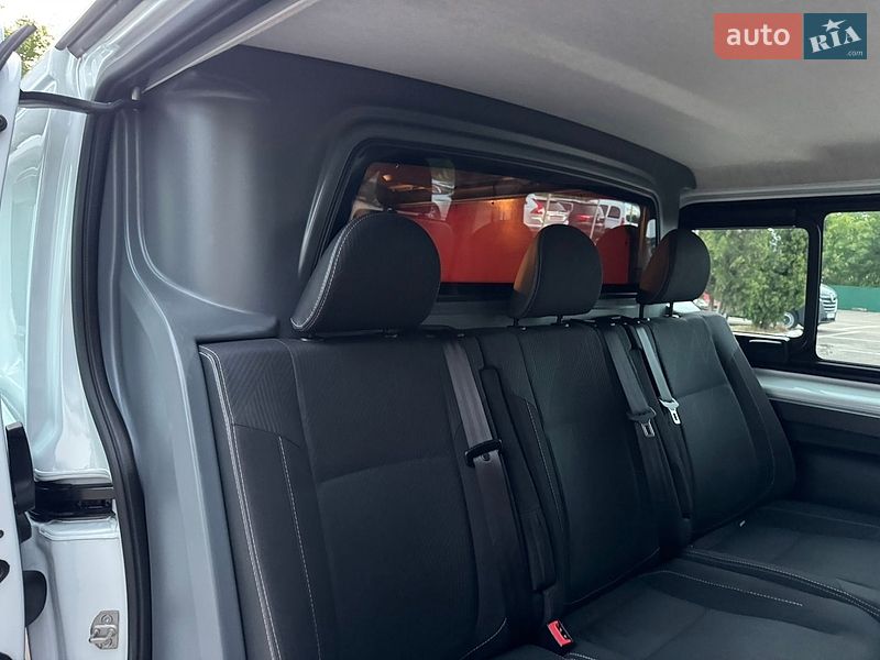 Вантажопасажирський фургон Renault Master 2019 в Дубні