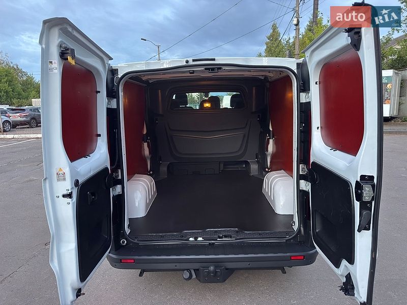 Вантажопасажирський фургон Renault Master 2019 в Дубні