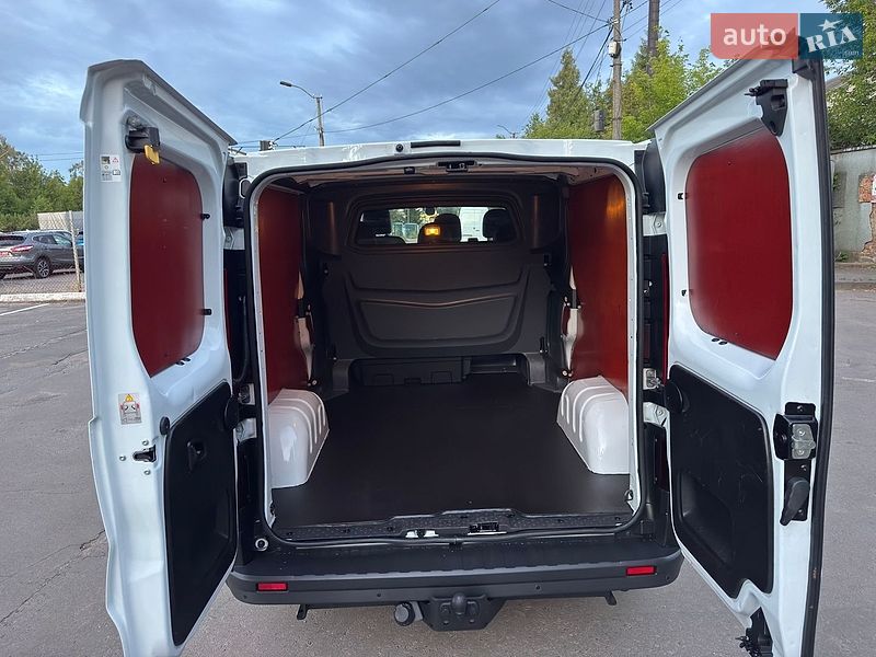 Вантажопасажирський фургон Renault Master 2019 в Дубні