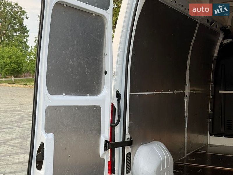 Грузовой фургон Renault Master 2020 в Дубно