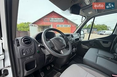 Грузопассажирский фургон Renault Master 2016 в Млинове