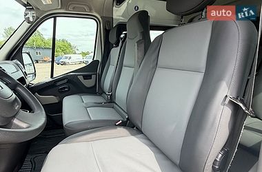Грузопассажирский фургон Renault Master 2016 в Млинове