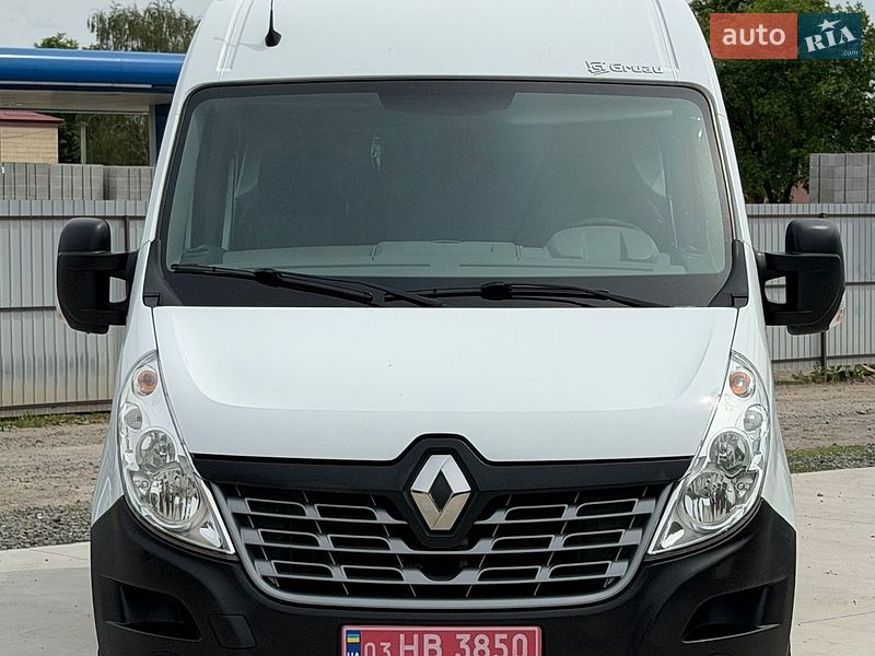 Грузопассажирский фургон Renault Master 2016 в Млинове