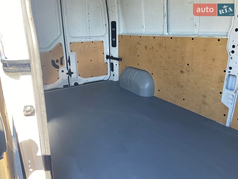 Вантажний фургон Renault Master 2021 в Ковелі