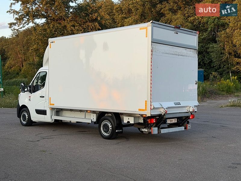 Грузовой фургон Renault Master 2021 в Дубно