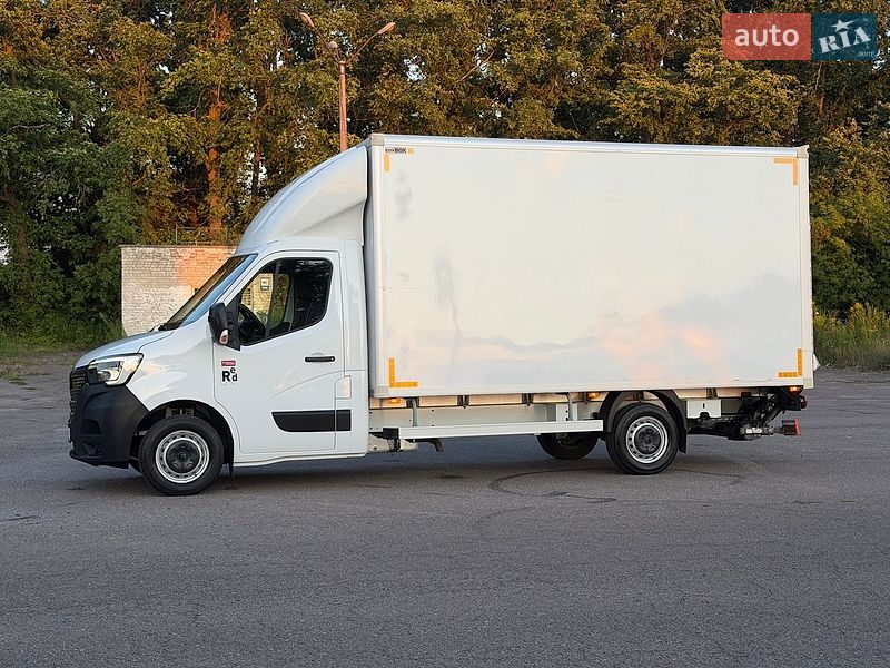 Грузовой фургон Renault Master 2021 в Дубно