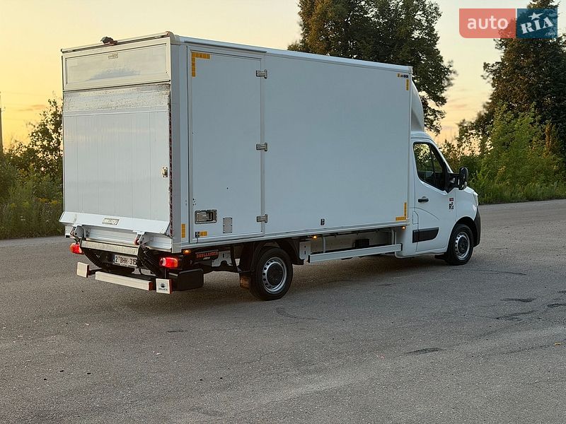 Грузовой фургон Renault Master 2021 в Дубно