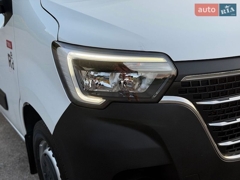 Грузовой фургон Renault Master 2021 в Дубно