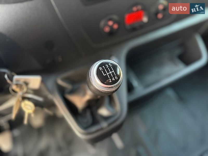 Грузовой фургон Renault Master 2021 в Дубно