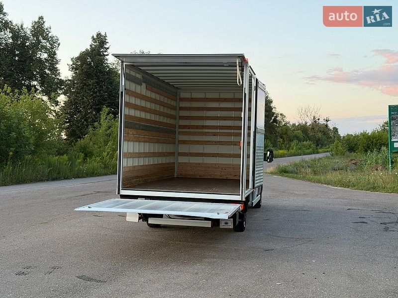 Грузовой фургон Renault Master 2021 в Дубно