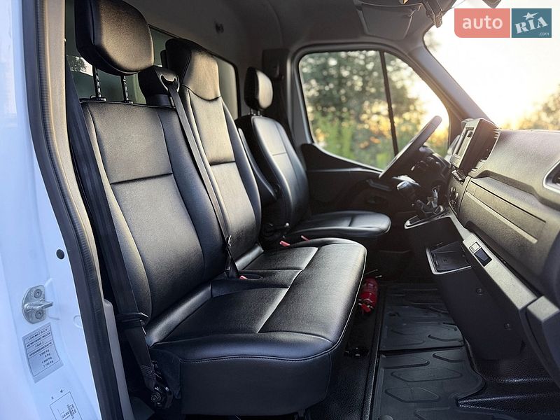 Грузовой фургон Renault Master 2021 в Дубно