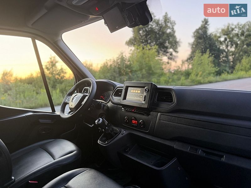 Грузовой фургон Renault Master 2021 в Дубно