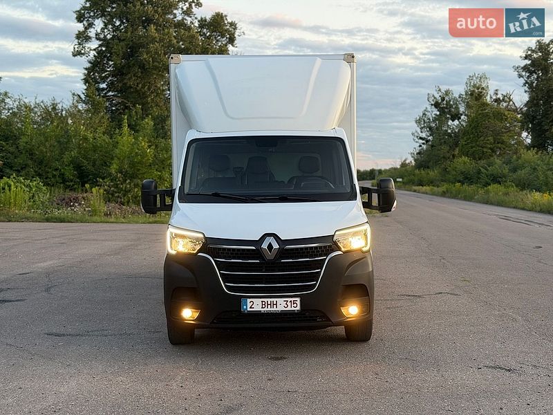 Грузовой фургон Renault Master 2021 в Дубно