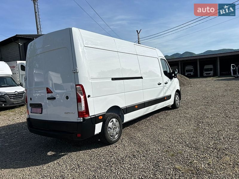 Вантажний фургон Renault Master 2022 в Хусті