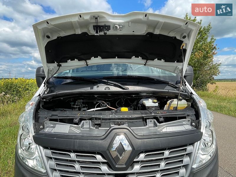 Грузовой фургон Renault Master 2018 в Бердичеве