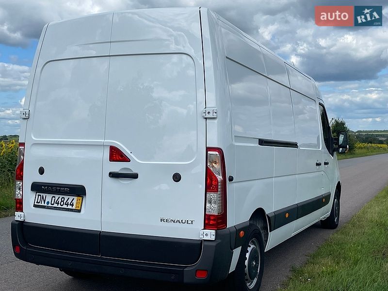 Грузовой фургон Renault Master 2018 в Бердичеве