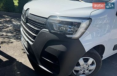 Грузовой фургон Renault Master 2022 в Золочеве