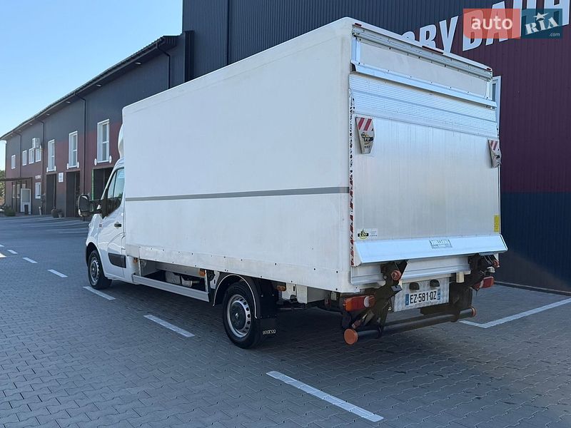 Вантажний фургон Renault Master 2018 в Дубні