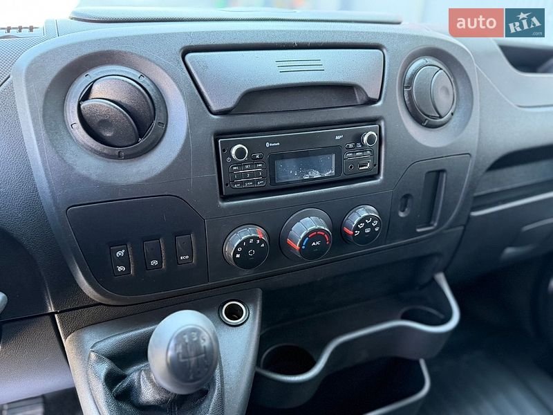 Вантажний фургон Renault Master 2018 в Дубні
