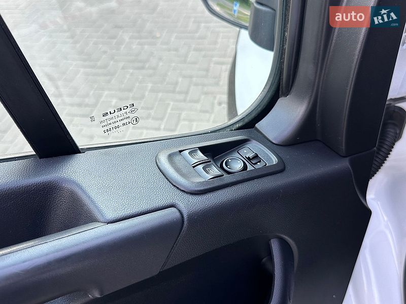 Евакуатор Renault Master 2021 в Самборі фото 65 Евакуатор Renault Master 2021 в Самборі