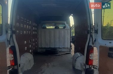 Вантажний фургон Renault Master 2004 в Рівному