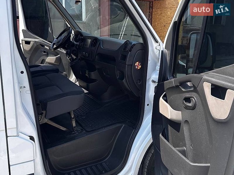 Інші вантажівки Renault Master 2017 в Львові