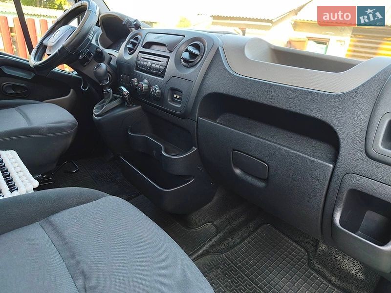 Мінівен Renault Master 2011 в Трускавці