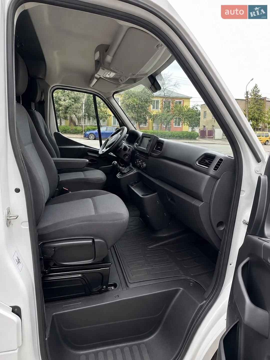Renault Master 2021 VIN VF1MA000567663075 фото оголошення 13 з 15