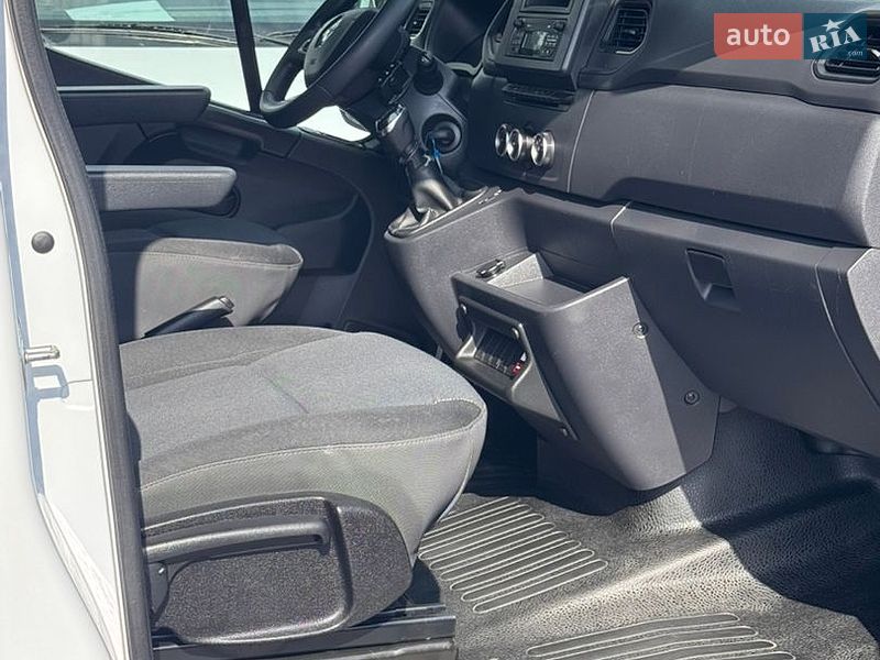 Мікроавтобус Renault Master 2020 в Києві