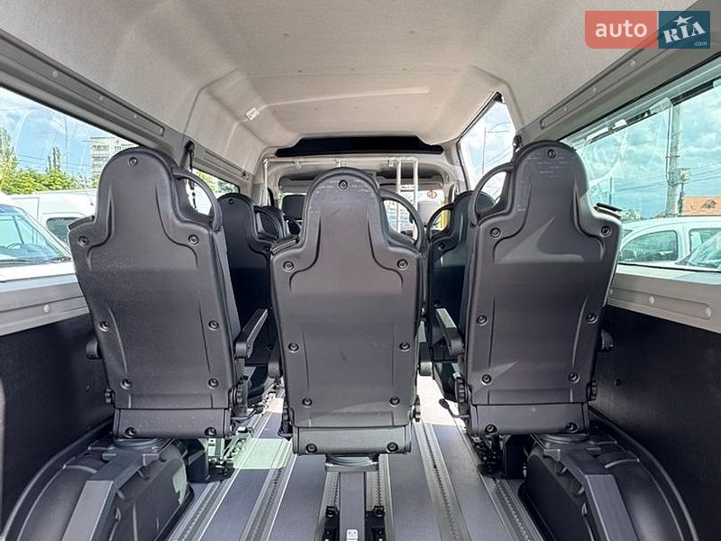 Мікроавтобус Renault Master 2020 в Києві