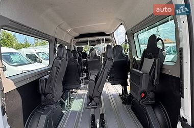 Мікроавтобус Renault Master 2020 в Києві