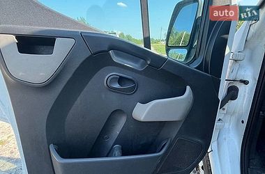 Вантажний фургон Renault Master 2014 в Львові