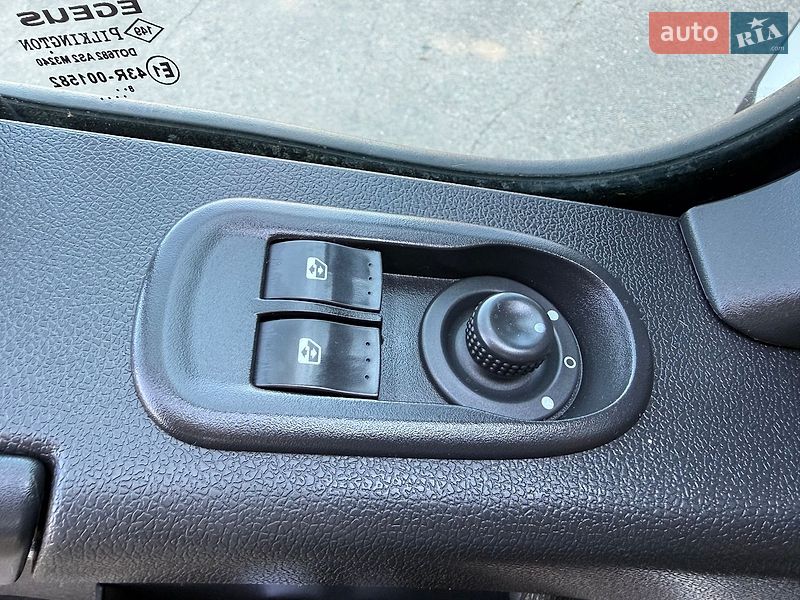 Вантажний фургон Renault Master 2019 в Одесі