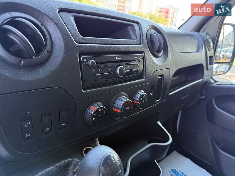 Вантажний фургон Renault Master 2019 в Одесі