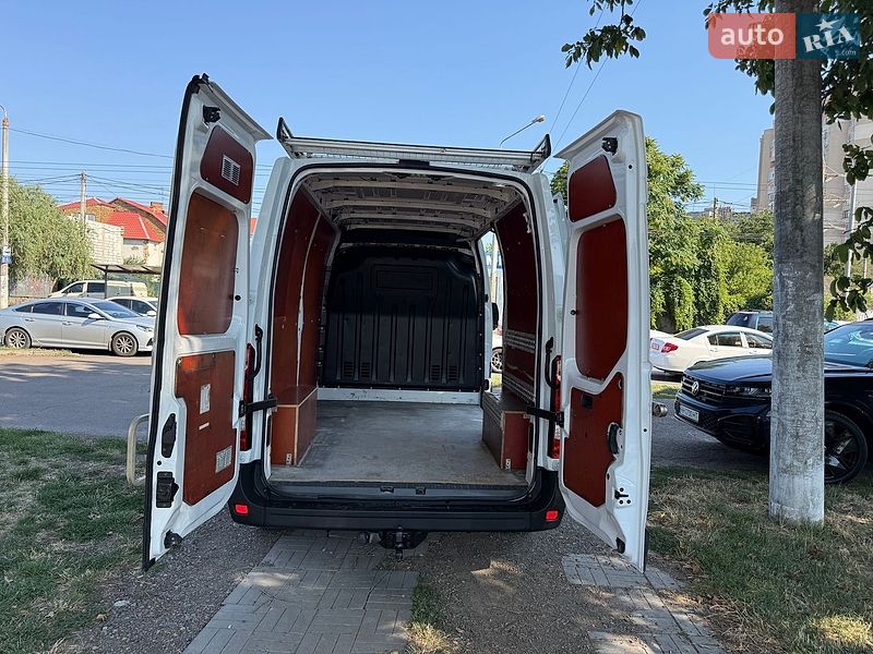 Вантажний фургон Renault Master 2019 в Одесі
