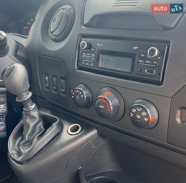 Другие грузовики Renault Master 2019 в Ковеле