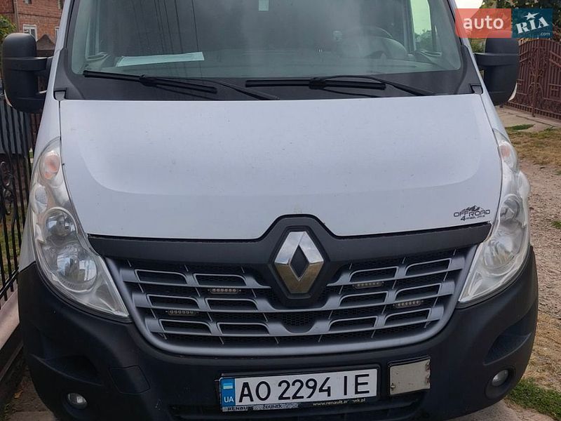 Вантажний фургон Renault Master 2019 в Львові