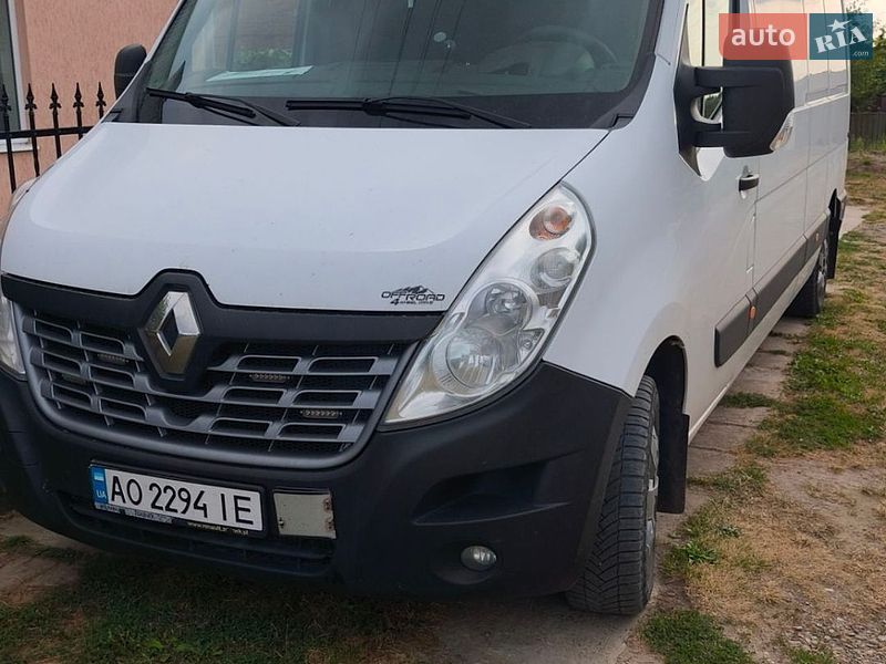 Вантажний фургон Renault Master 2019 в Львові