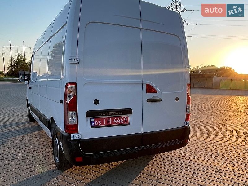 Грузовой фургон Renault Master 2022 в Броварах