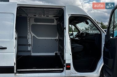 Вантажний фургон Renault Master 2021 в Львові