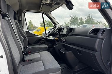 Вантажний фургон Renault Master 2021 в Львові