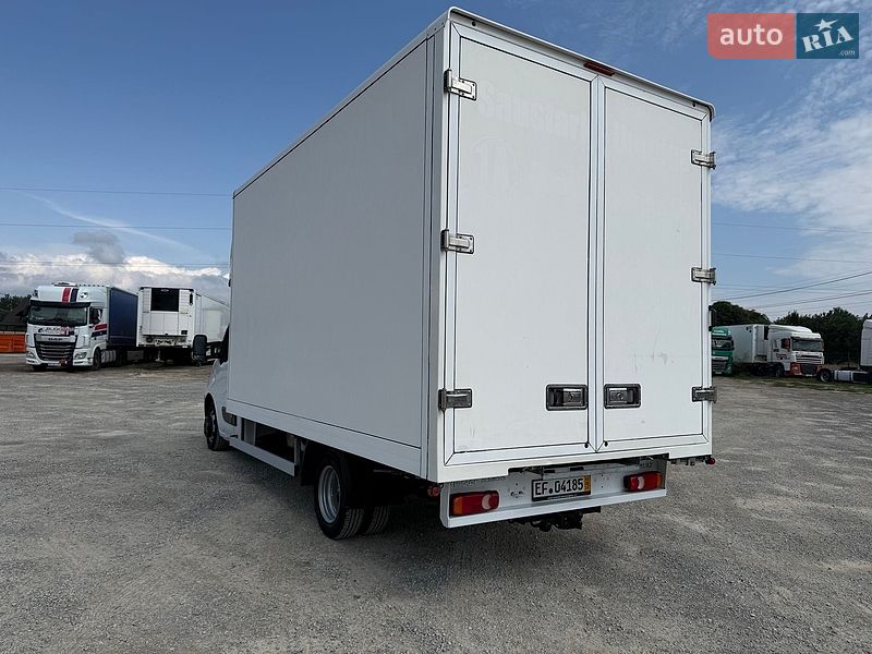 Грузовой фургон Renault Master 2018 в Львове