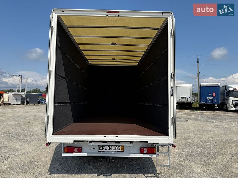 Грузовой фургон Renault Master 2018 в Львове