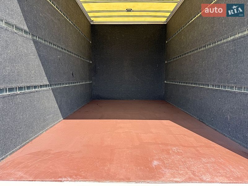 Грузовой фургон Renault Master 2018 в Львове