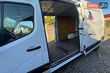 Вантажний фургон Renault Master 2022 в Львові