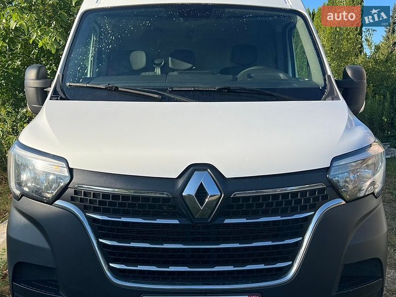 Вантажний фургон Renault Master 2022 в Львові