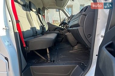 Вантажний фургон Renault Master 2022 в Львові
